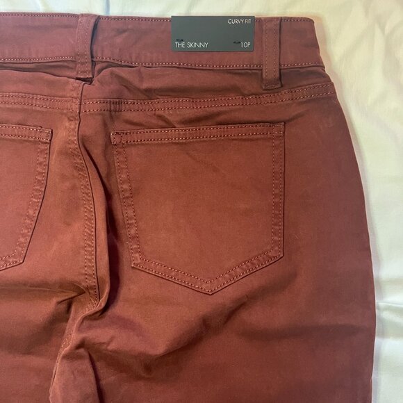 NWT Red Ann Taylor Denim, The Skinny leg Curvy fit, 10 Petite - Picture 5 of 5